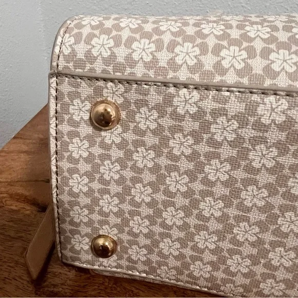 BRANGIO ITALIAN HANDBAG LEATHER HEARTS FLOWERS SHINY CROSSBODY STRAP HANDLES - Picture 9 of 15